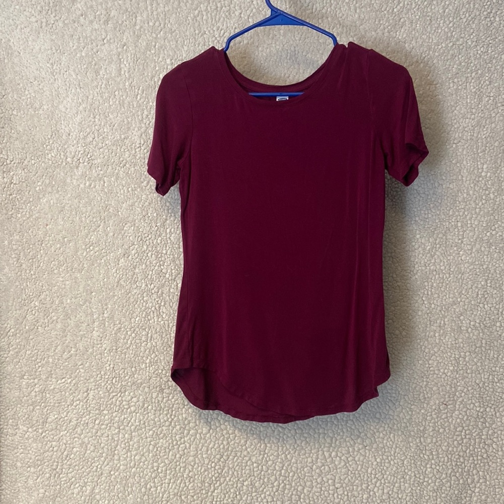 Solid burgundy color tee.